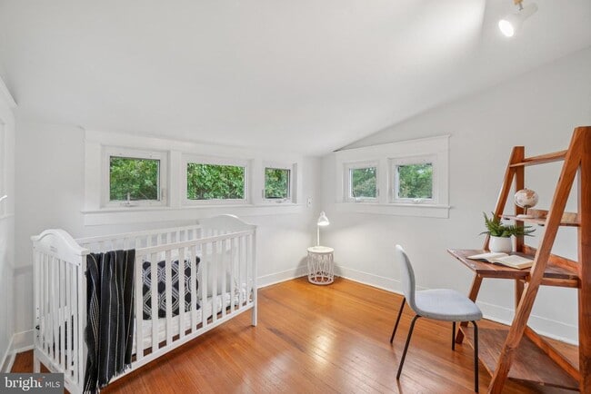 Building Photo - 2439 Monroe St NE