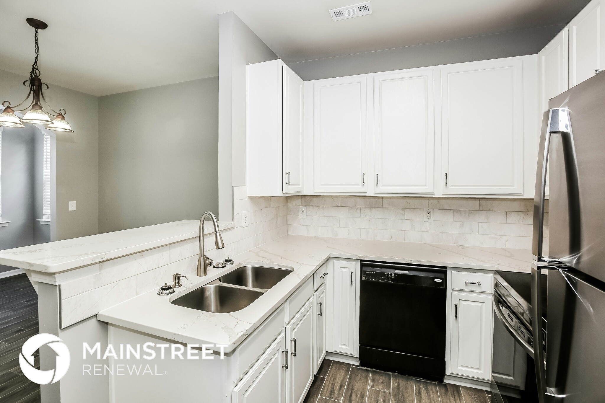 Building Photo - 4724 Abercromby St