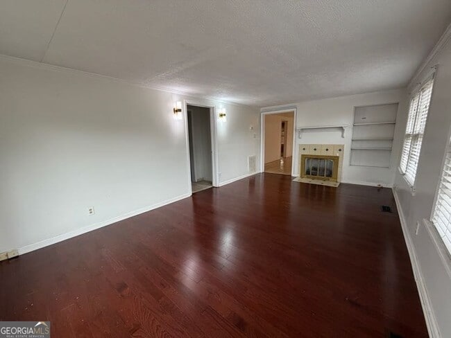 Building Photo - 1252 Lawrenceville-Suwanee Rd