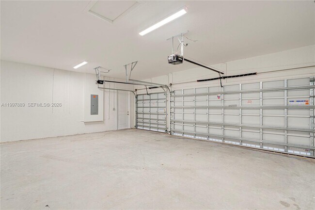 Building Photo - 4390 SW 122nd Terrace