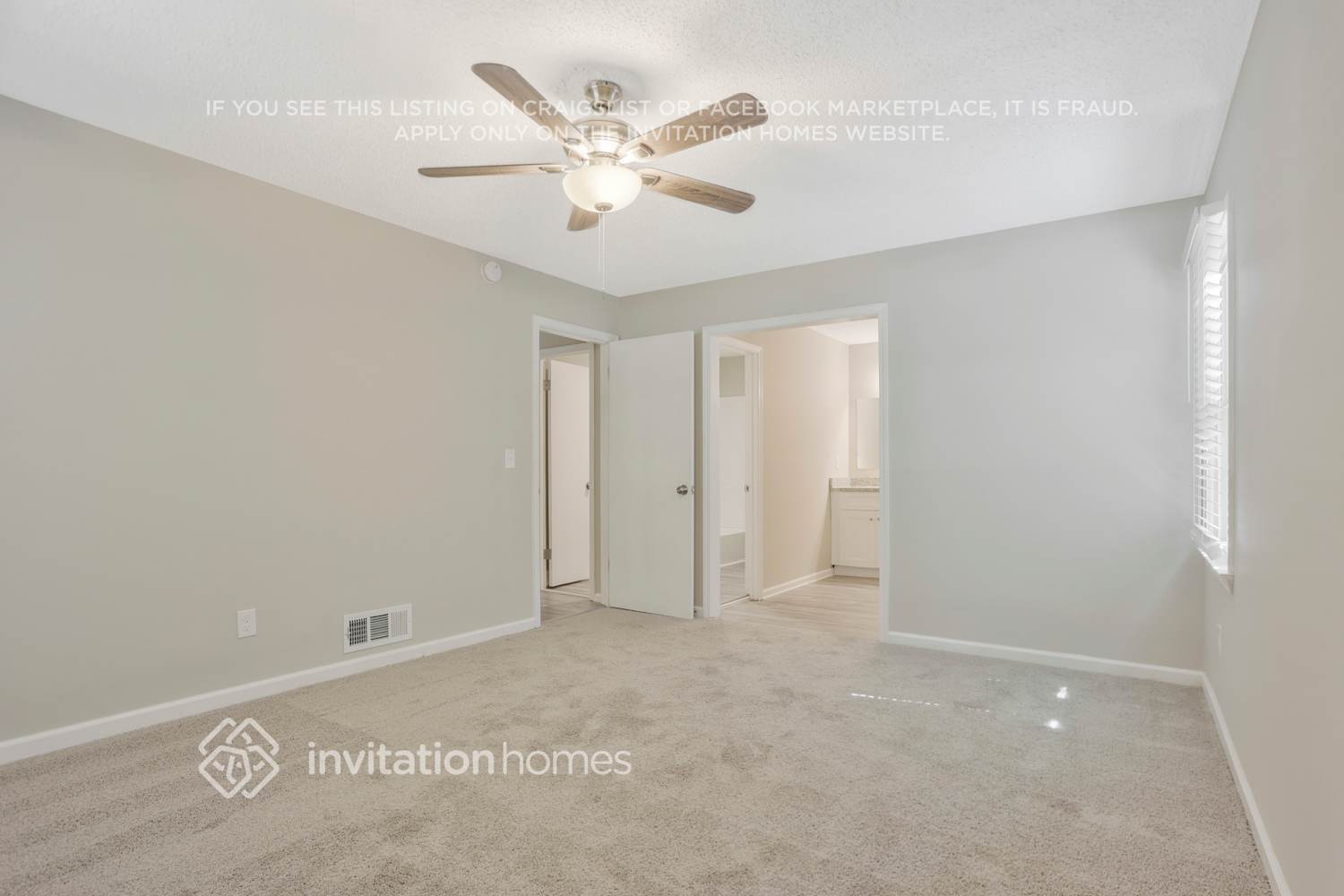 Building Photo - 306 Lake Swan Ct