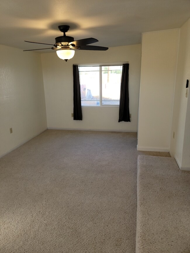 Building Photo - 36840 Camarillo Ave