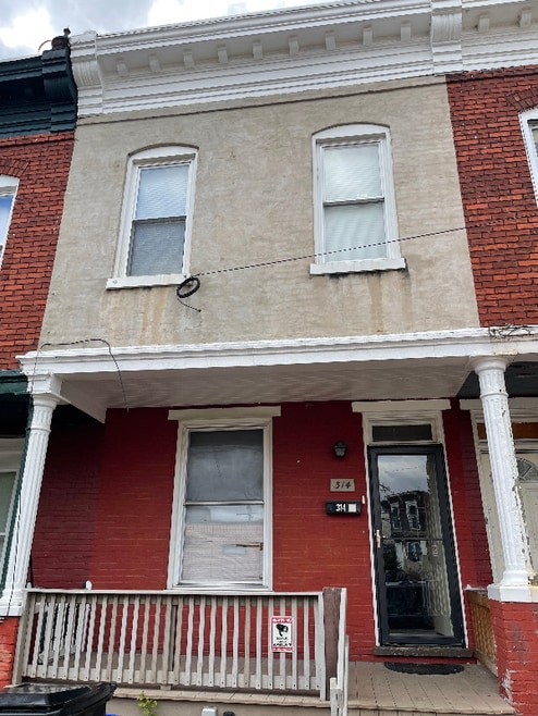 Building Photo - 314 S 15th St