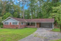Building Photo - Don’t Miss Out! Look, Lease, and Live Spec...