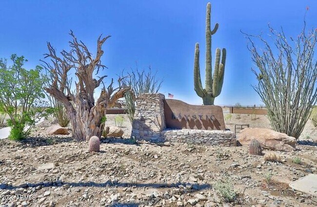 Building Photo - ****$500 off December Rent****Beautiful 5 Bedroom 3 Bath In Mystic at Lake Pleasant