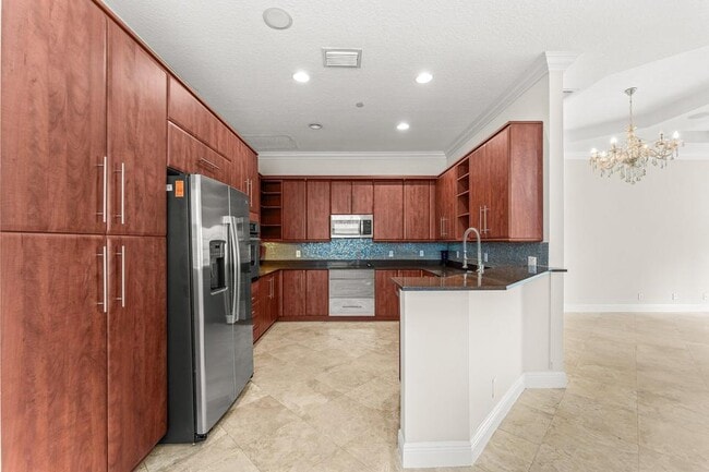 Building Photo - 210 NE 69th Cir