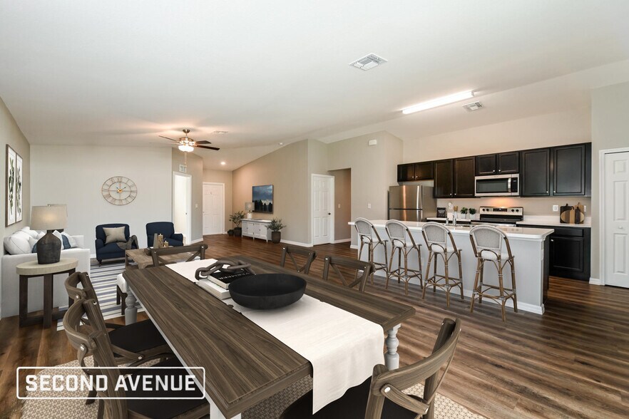 Building Photo - 106 Baldur Dr