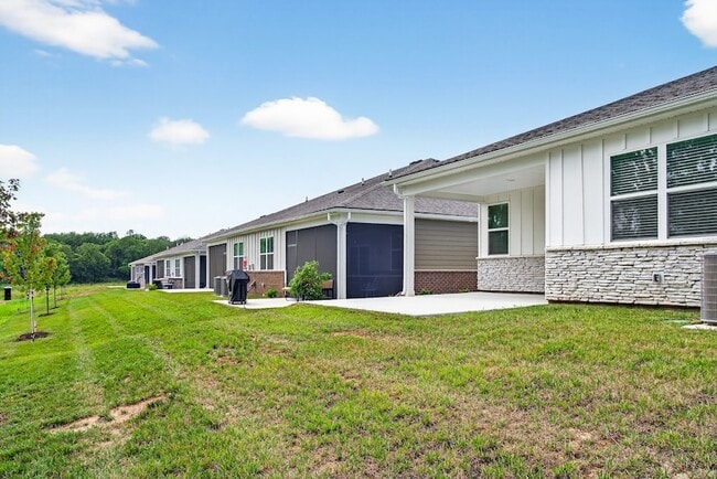 Building Photo - 2049 Holmesburg Private Cir