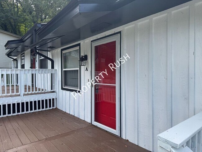 Building Photo - 3210 Joselin Ln