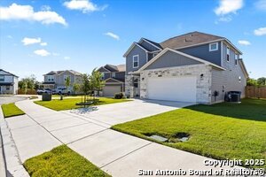 Building Photo - 515 Bella Rosa Trl