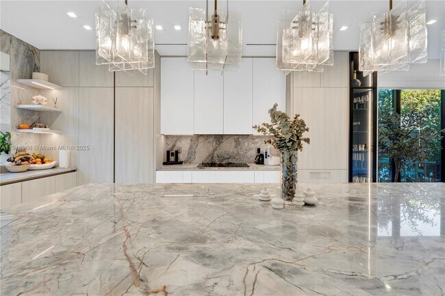 Building Photo - 34 SW 26th Rd