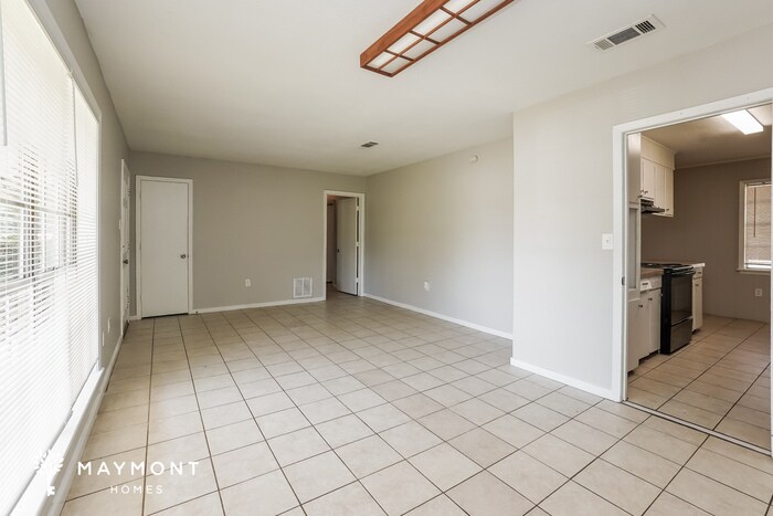 Building Photo - 378 Barrow St