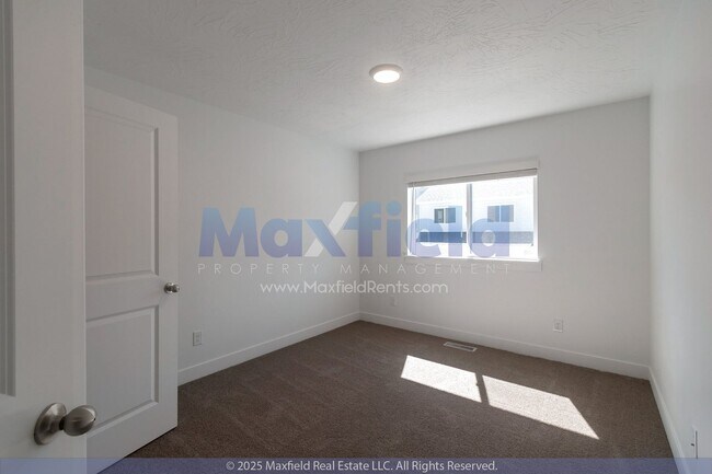 Building Photo - BRAND NEW - 3BD/2.5BTH/2GAR - SPANISH FORK
