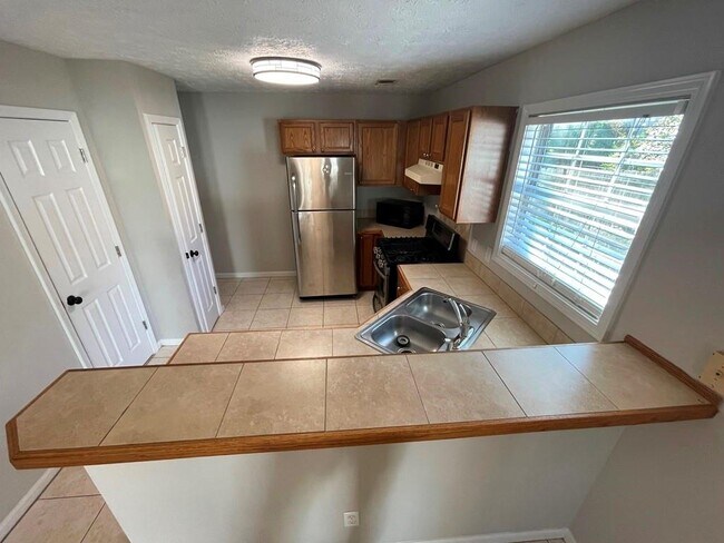 Building Photo - 3251 Avensong Village Cir