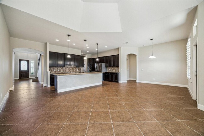 Building Photo - 5902 Chatham Cove