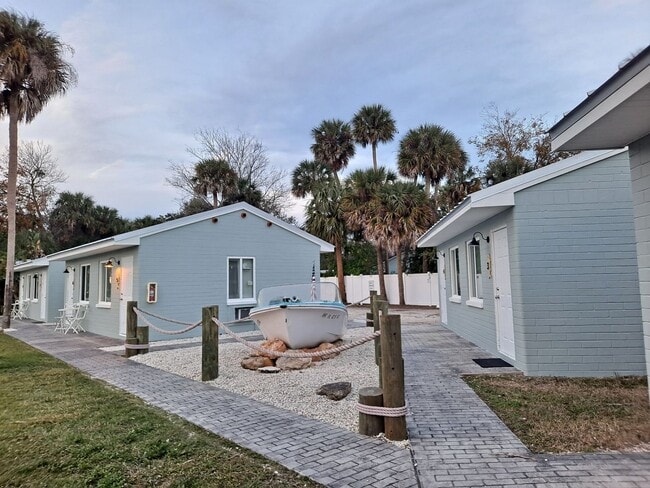 Building Photo - NSB FURNISHED EFFICIENCY UNIT-ALL UTILITIES INCLUDED INCLUDING WI-FI!