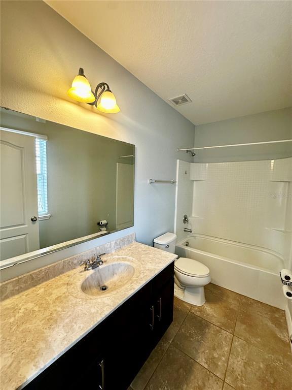 Building Photo - 373 Old Farm Ln