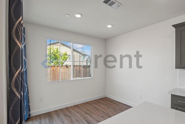 Building Photo - 109 Tranquil Ln