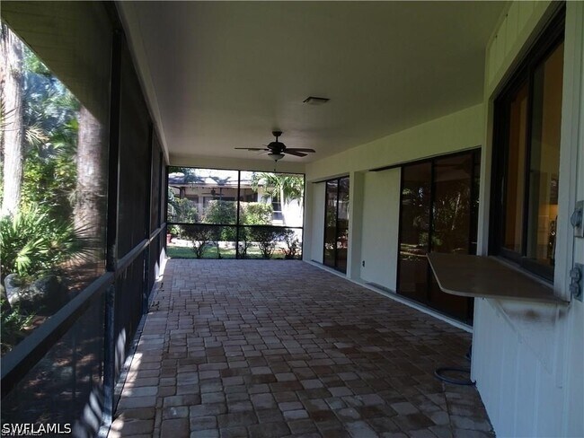 Building Photo - 3043 Round Table Ct