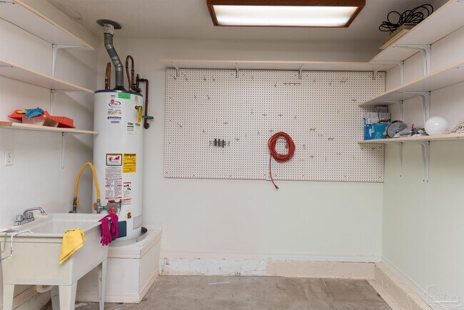 Building Photo - 25 Littleton St