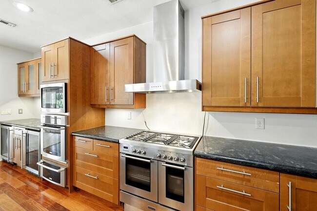 Building Photo - 263 S Crimson Clover Ct