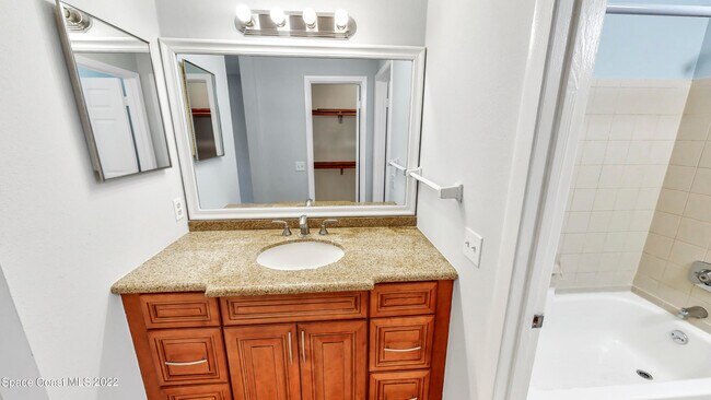 Building Photo - 225 S Tropical Trail