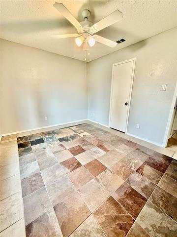 Building Photo - 2428 Pecan Grove Ct