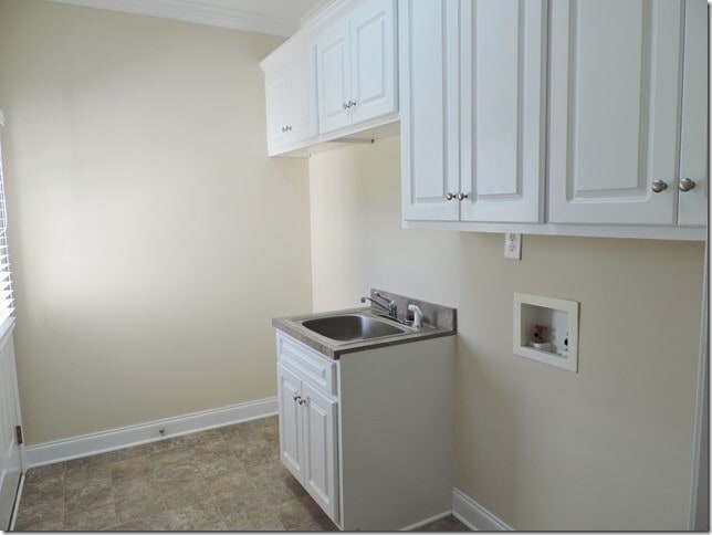 Building Photo - 2409 Chelsea Dr NW