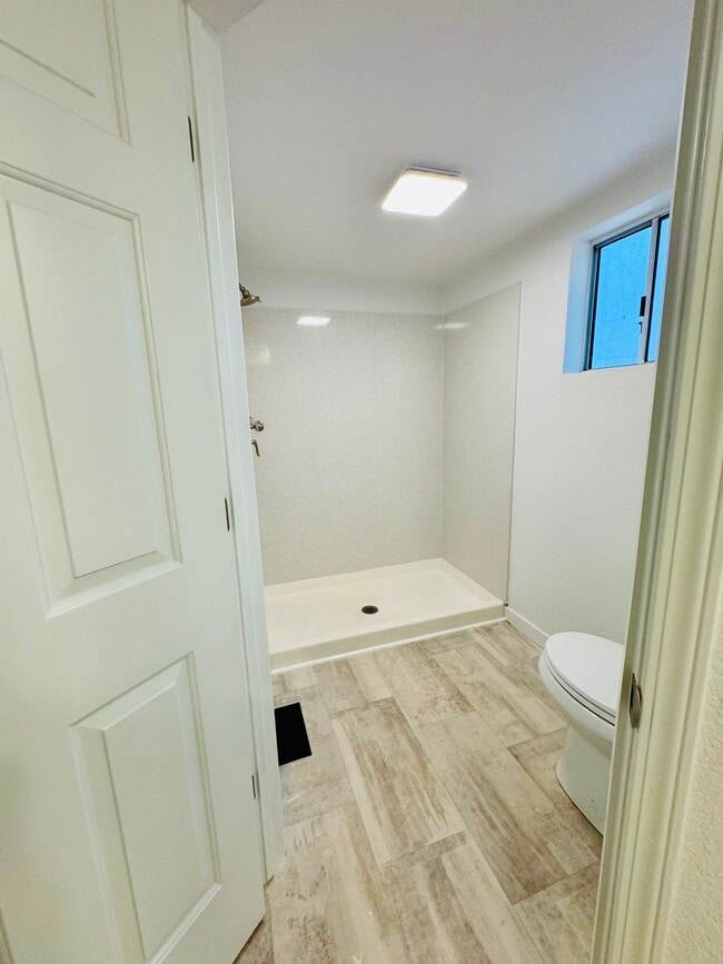 Building Photo - 6489 Ponderosa Way