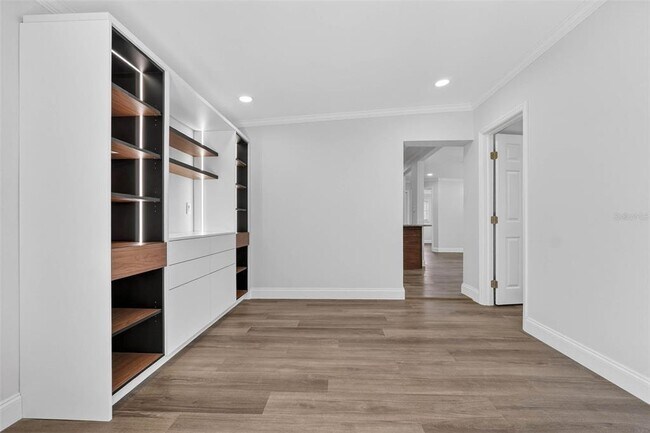 Building Photo - 4505 Cottonwood Dr