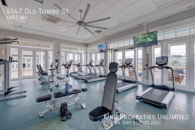 Building Photo - 4547 Old Towne St