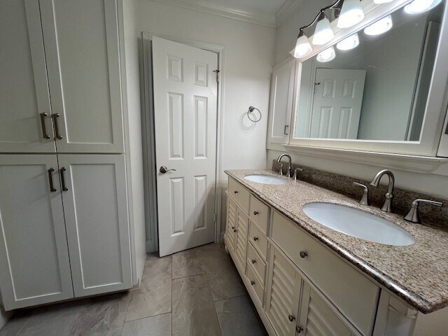 Building Photo - 5519 Queensloch Dr