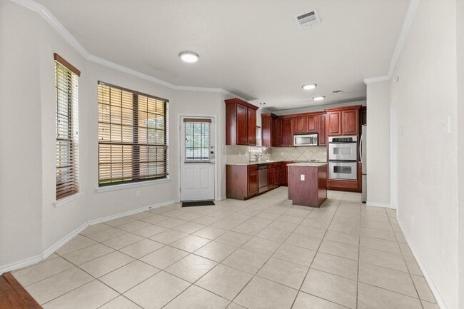 Building Photo - 2802 Scottsdale Dr