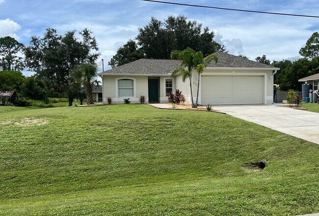 Primary Photo - 2315 Snowflake Ln