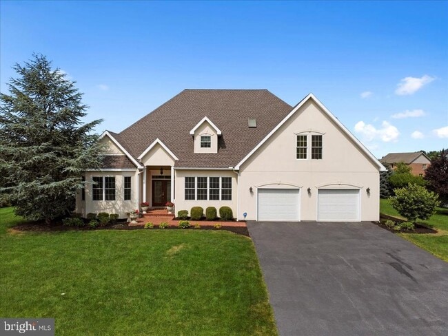 Building Photo - 3271 St Andrews Dr