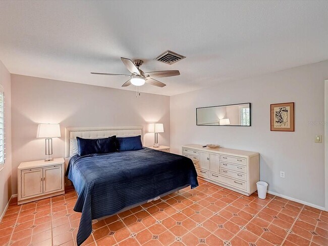 Building Photo - 10 Stone Mountain Blvd