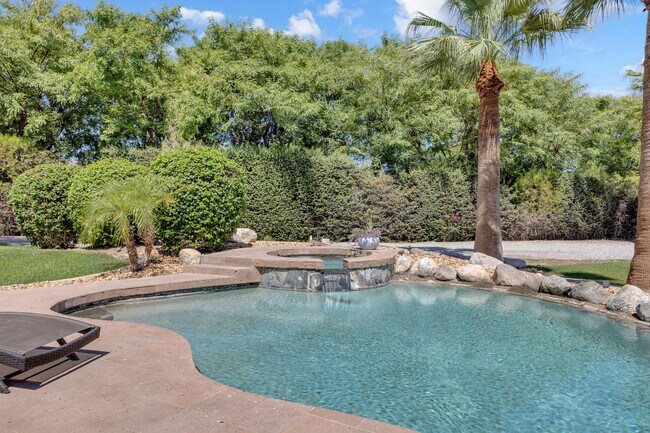 Building Photo - 80980 Vista Bonita Trail