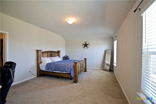Building Photo - 105 Harlan Dr