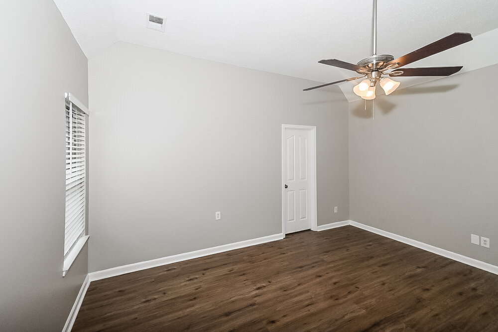 Building Photo - 2785 Pinnacle Dr