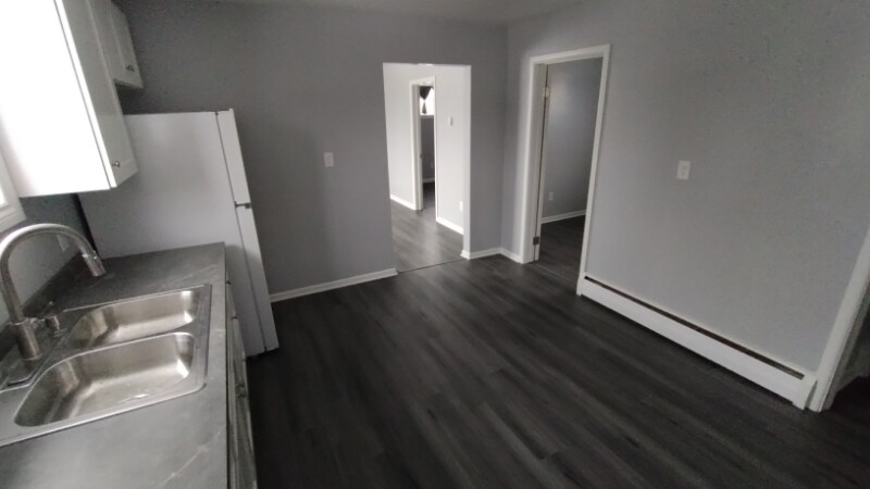 Building Photo - 57 Kirby Ave