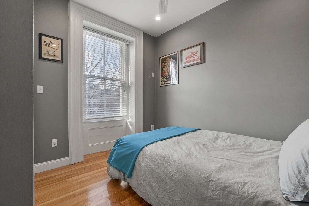 Building Photo - 565 Massachusetts Ave