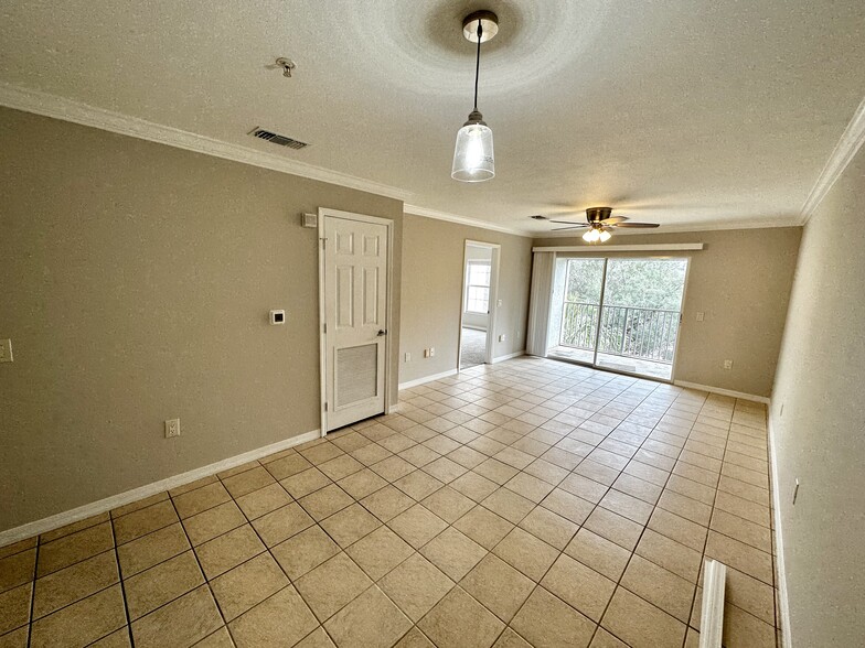 Building Photo - 4274 Calinda Ln