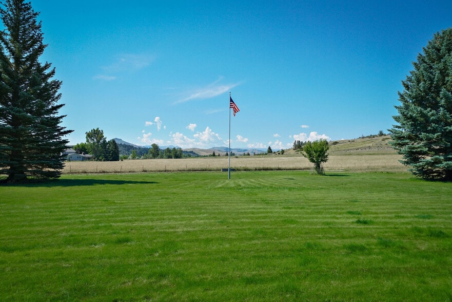 Building Photo - 803 Main Boulder Rd