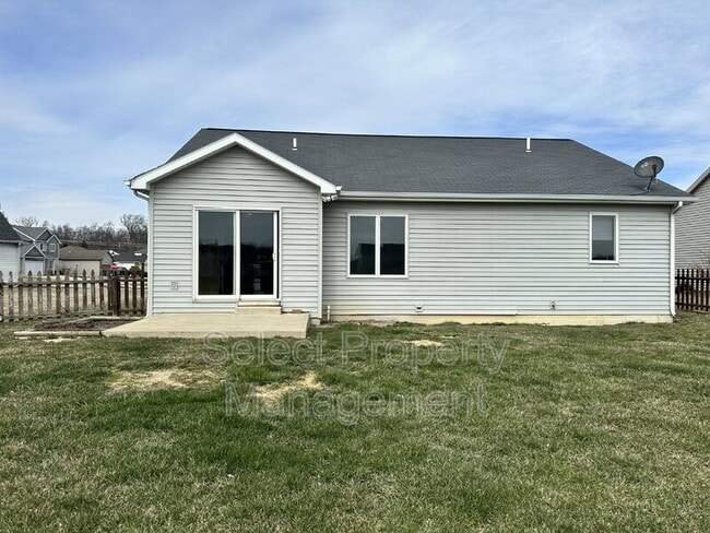 Building Photo - 8531 Forsythia Ct