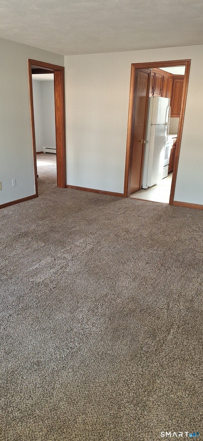 Building Photo - 12 Carpenter Rd