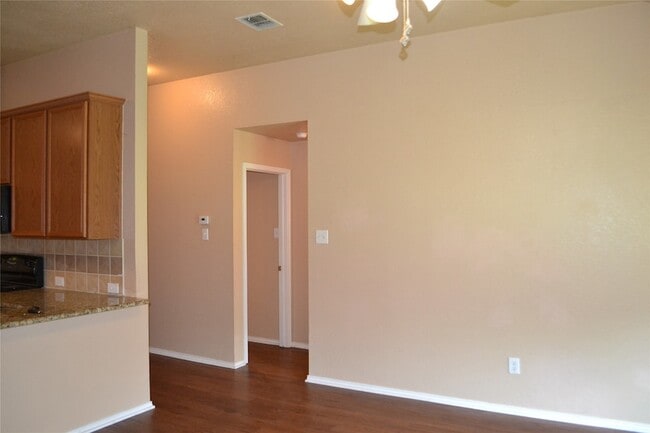 Building Photo - 1520 Carrigan Ln