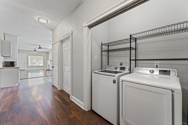 Building Photo - 5109 Lindsay St