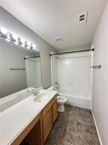 Building Photo - 9300 Hunter Chase Dr