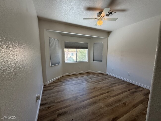 Building Photo - 8224 Tivoli Cove Dr