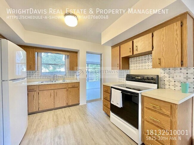 Building Photo - 5825 30th Ave N